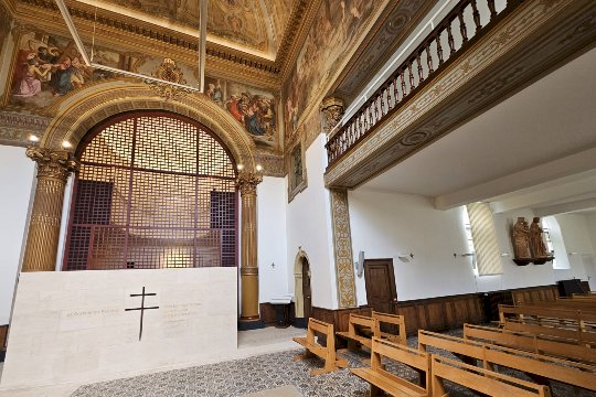 Peinture du Sanctuaire de la Vraie Croix d'Anjou par le Groupe Boulfray